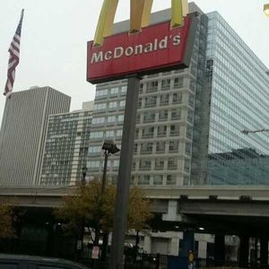 Meet your Posher, Habib jean jacques